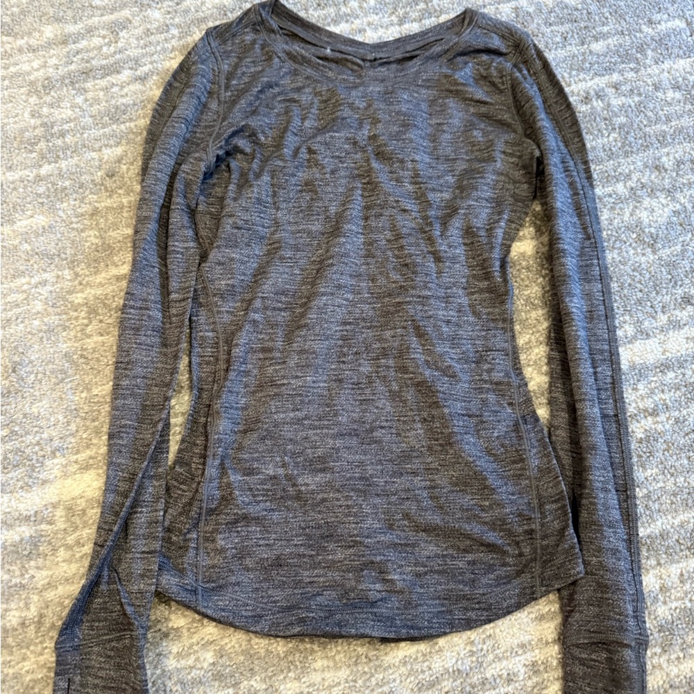 Lululemon Women's Gray Long Sleeve Top